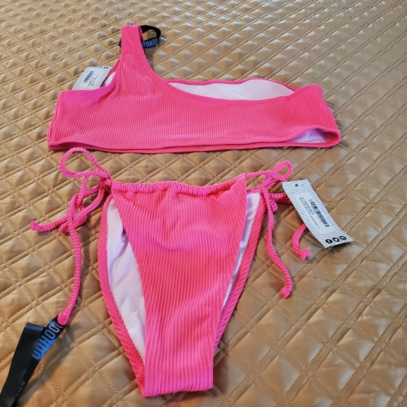 NWT Beach Boohoo Ribbed Itsy Bitsy Pink Bikini, Size 10 - Picture 2 of 13
